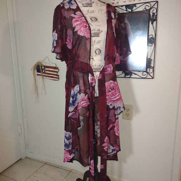 "Live 4 TRUTH" Duster/ Cardigan/Swim Cover/Robe, size 1X, semi-sheer - Picture 11 of 11